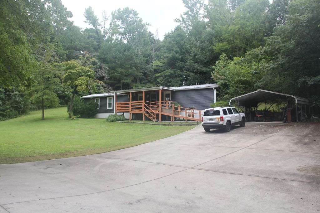 207 Mcallister Lane, Ringgold, GA 30736
