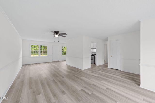 127 Riders Ridge Lane, Willow Springs, NC 27592