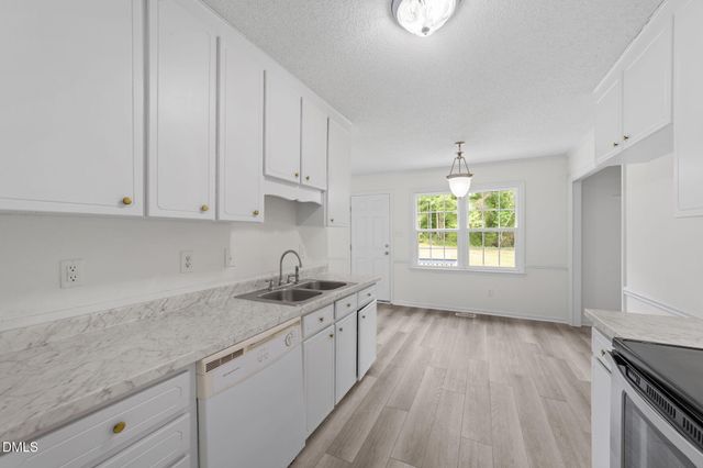 127 Riders Ridge Lane, Willow Springs, NC 27592