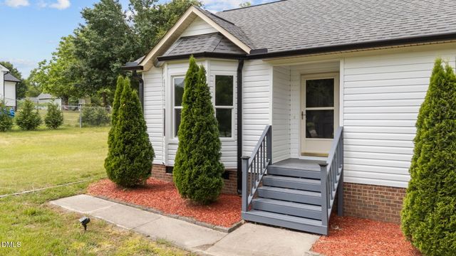 127 Riders Ridge Lane, Willow Springs, NC 27592