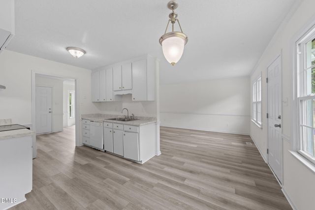 127 Riders Ridge Lane, Willow Springs, NC 27592