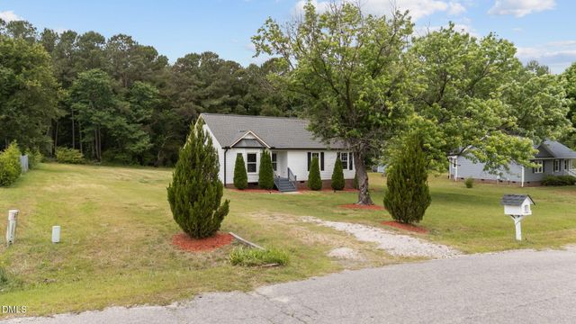 127 Riders Ridge Lane, Willow Springs, NC 27592