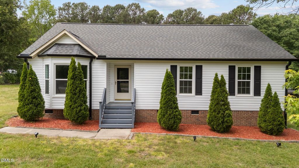 127 Riders Ridge Lane, Willow Springs, NC 27592