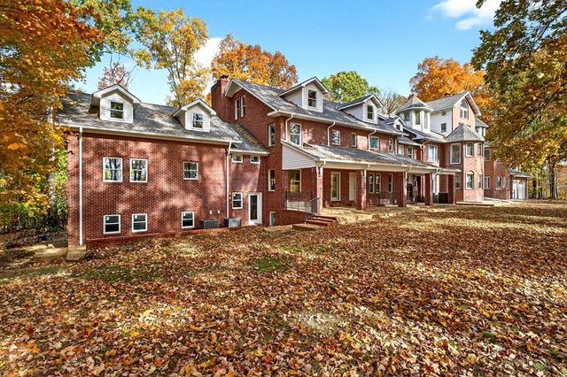 6211 Rocky Point Rd, Cookeville, TN 38506