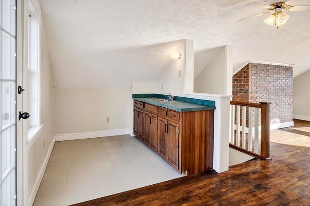 6211 Rocky Point Rd, Cookeville, TN 38506