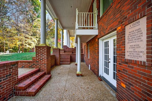 6211 Rocky Point Rd, Cookeville, TN 38506