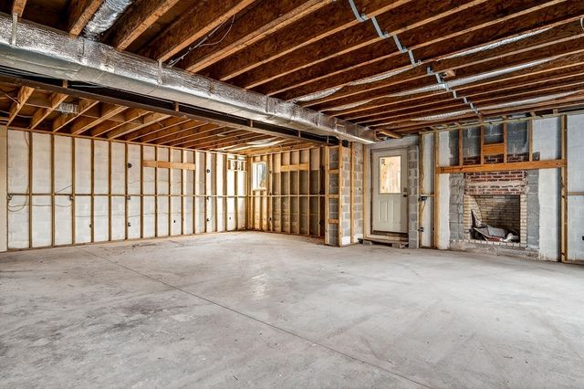 6211 Rocky Point Rd, Cookeville, TN 38506