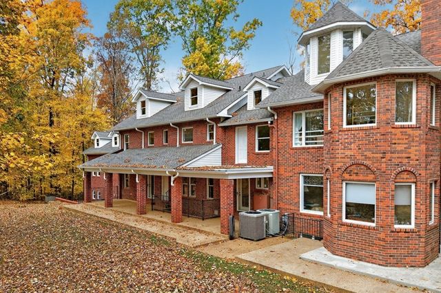 6211 Rocky Point Rd, Cookeville, TN 38506