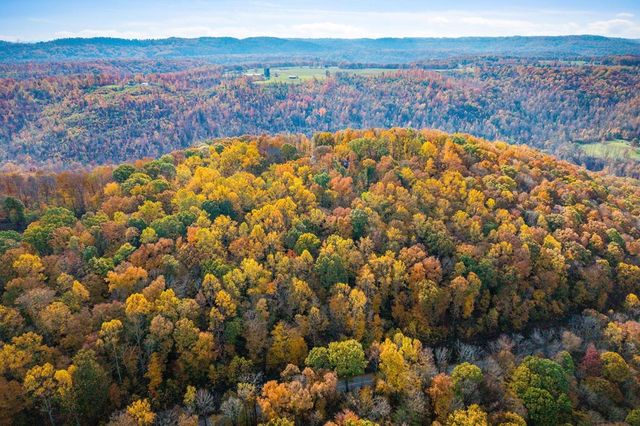 6211 Rocky Point Rd, Cookeville, TN 38506