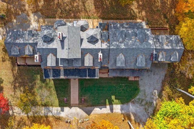 6211 Rocky Point Rd, Cookeville, TN 38506