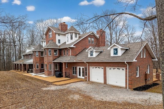 6211 Rocky Point Rd, Cookeville, TN 38506