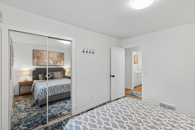 3225 Wellington Lane N, Plymouth, MN 55441