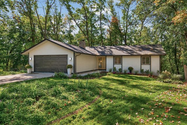 3225 Wellington Lane N, Plymouth, MN 55441