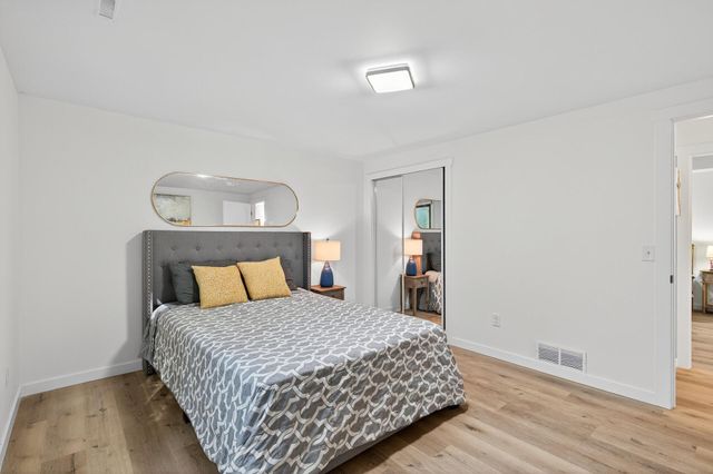 3225 Wellington Lane N, Plymouth, MN 55441