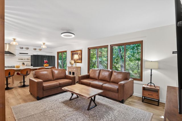 3225 Wellington Lane N, Plymouth, MN 55441