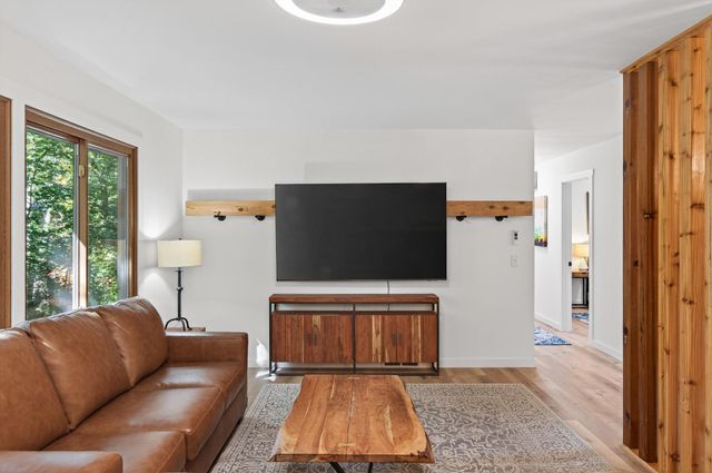 3225 Wellington Lane N, Plymouth, MN 55441