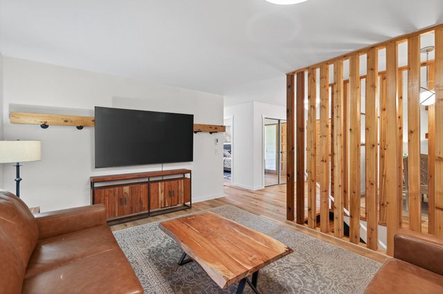 3225 Wellington Lane N, Plymouth, MN 55441