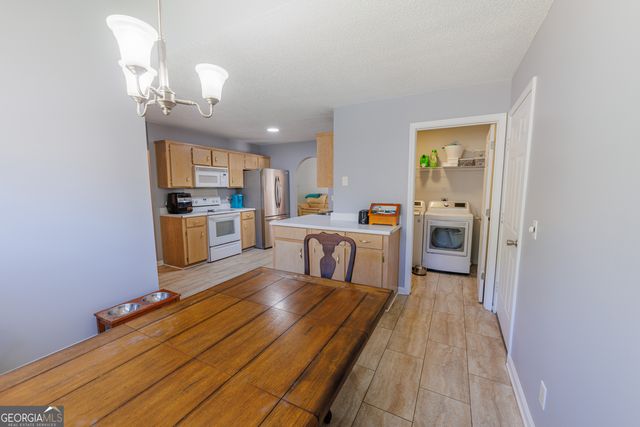 6 Highpoint Court, Savannah, GA 31410