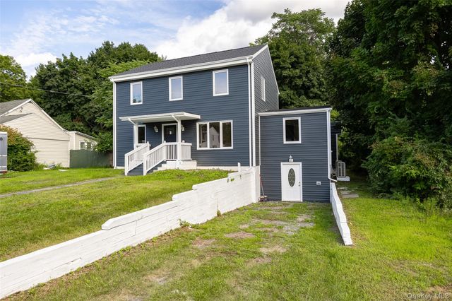 22 Henmond Boulevard, Poughkeepsie, NY 12603