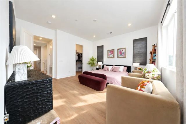 107 Sawbuck, Irvine, CA 92618