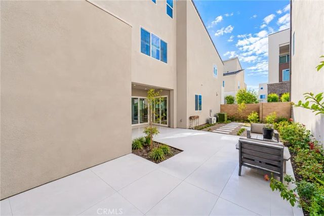 107 Sawbuck, Irvine, CA 92618