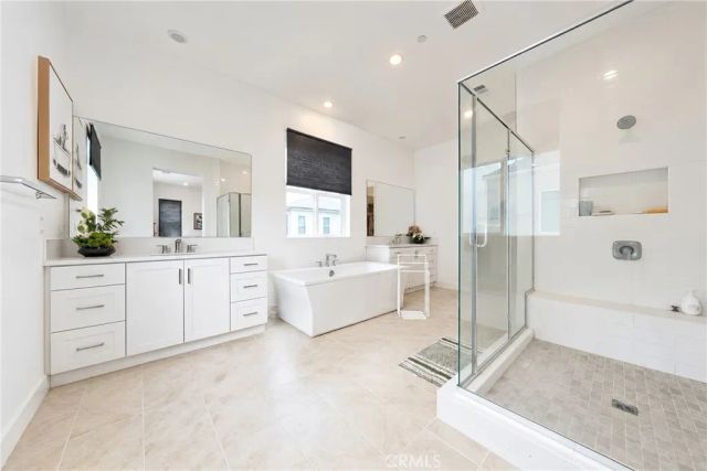 107 Sawbuck, Irvine, CA 92618