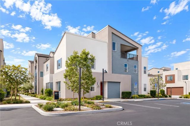 107 Sawbuck, Irvine, CA 92618