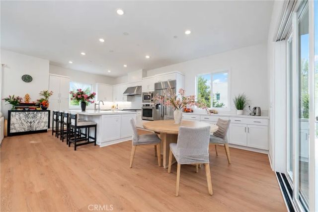 107 Sawbuck, Irvine, CA 92618