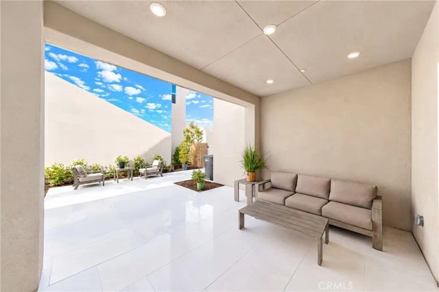 107 Sawbuck, Irvine, CA 92618