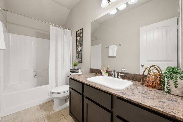 3011 Driftwood Lane, Lancaster, TX 75146