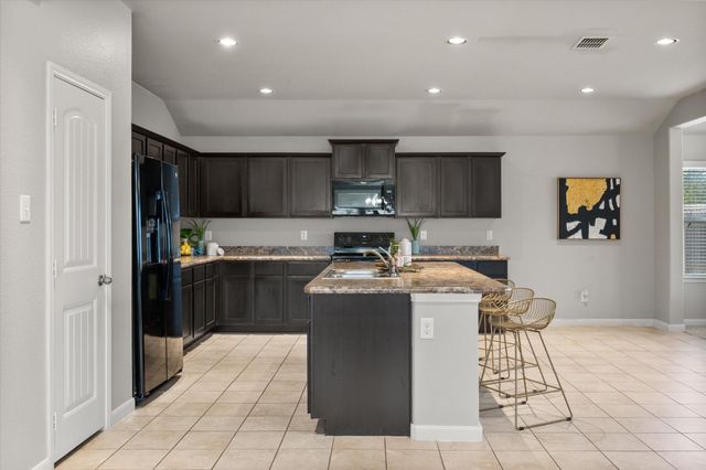 3011 Driftwood Lane, Lancaster, TX 75146