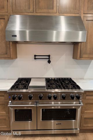 18 S Eagle Ridge, Bolton, NY 12824