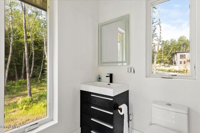 18 S Eagle Ridge, Bolton, NY 12824