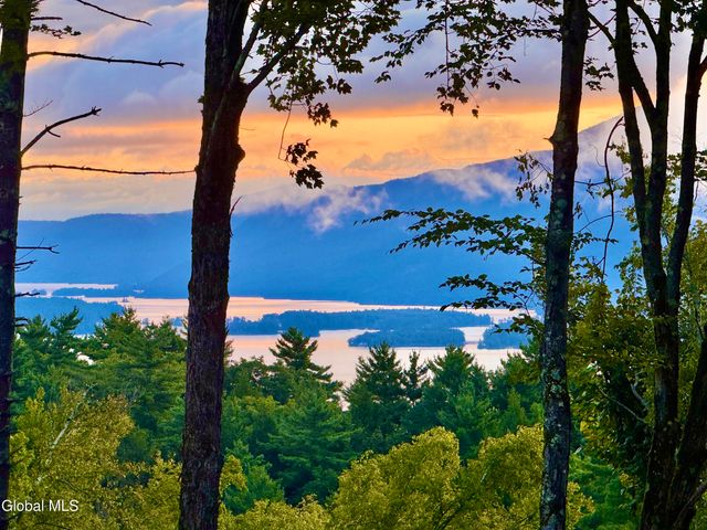 18 S Eagle Ridge, Bolton, NY 12824