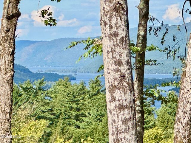 18 S Eagle Ridge, Bolton, NY 12824