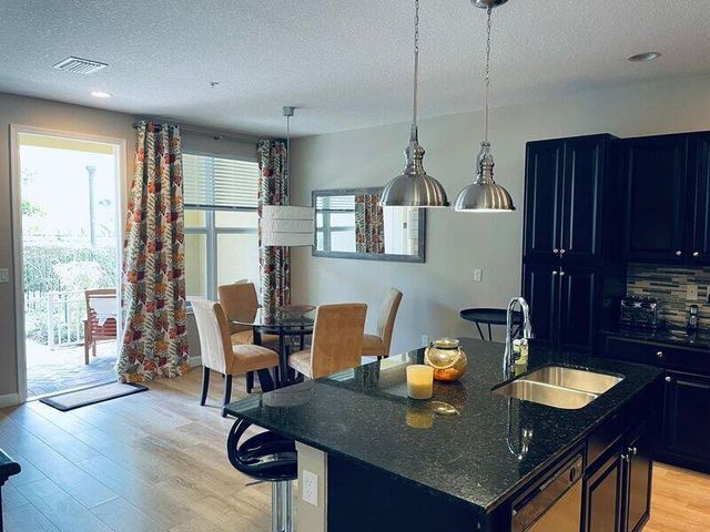 1527 NW 48th Lane, Boca Raton, FL 33431