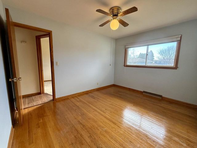 1518 Scott ROAD, Port Washington, WI 53074