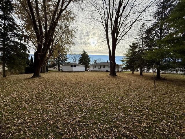 1518 Scott ROAD, Port Washington, WI 53074