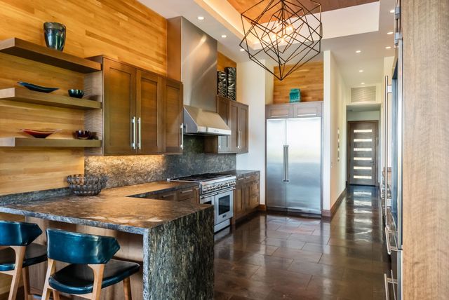 860 S Kihei Rd, Kihei, HI 96753