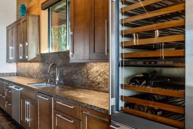 860 S Kihei Rd, Kihei, HI 96753