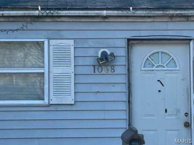 1068 Saint Margaret Drive, East St Louis, IL 62206