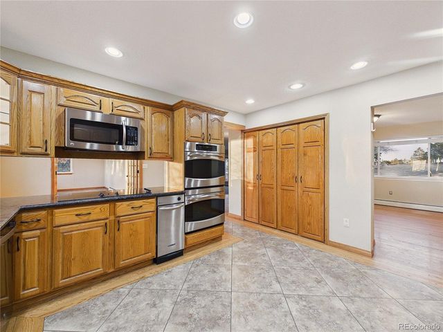 6423 Arrowhead Trl, Elizabeth, CO 80107