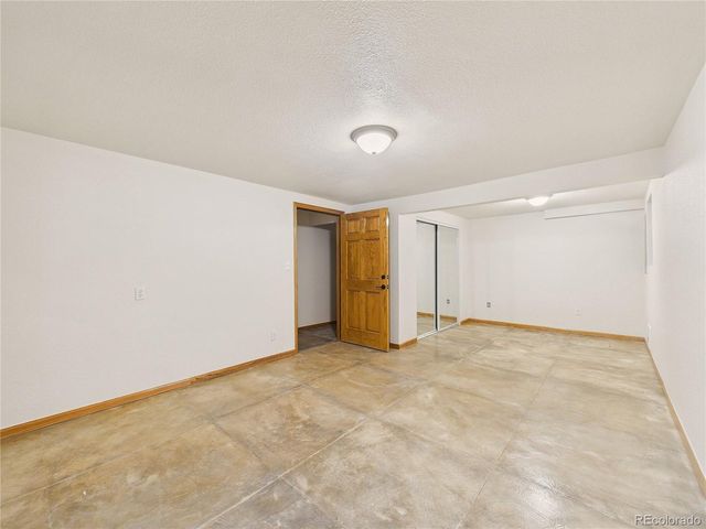 6423 Arrowhead Trl, Elizabeth, CO 80107