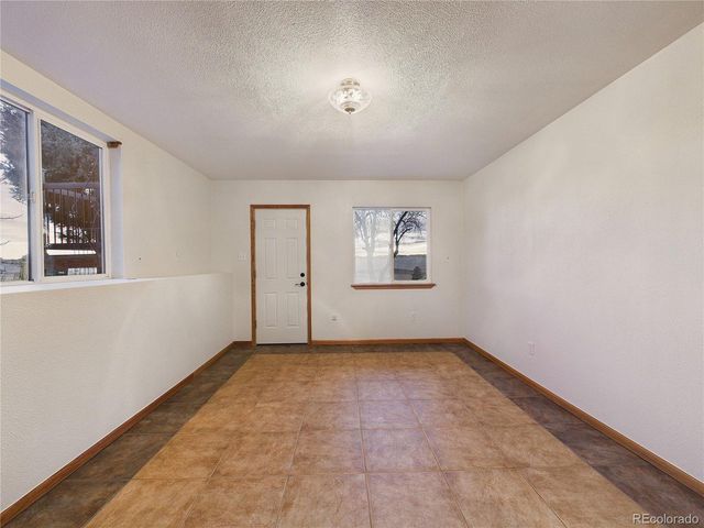 6423 Arrowhead Trl, Elizabeth, CO 80107