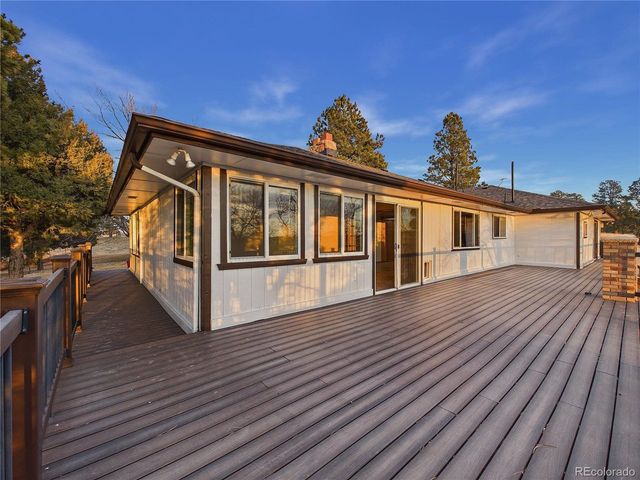 6423 Arrowhead Trl, Elizabeth, CO 80107