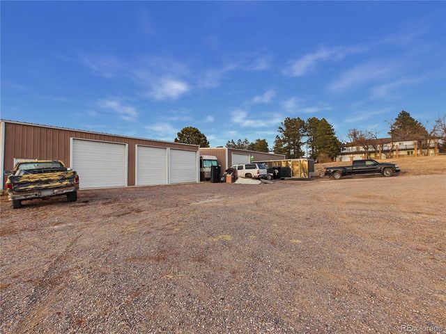 6423 Arrowhead Trl, Elizabeth, CO 80107