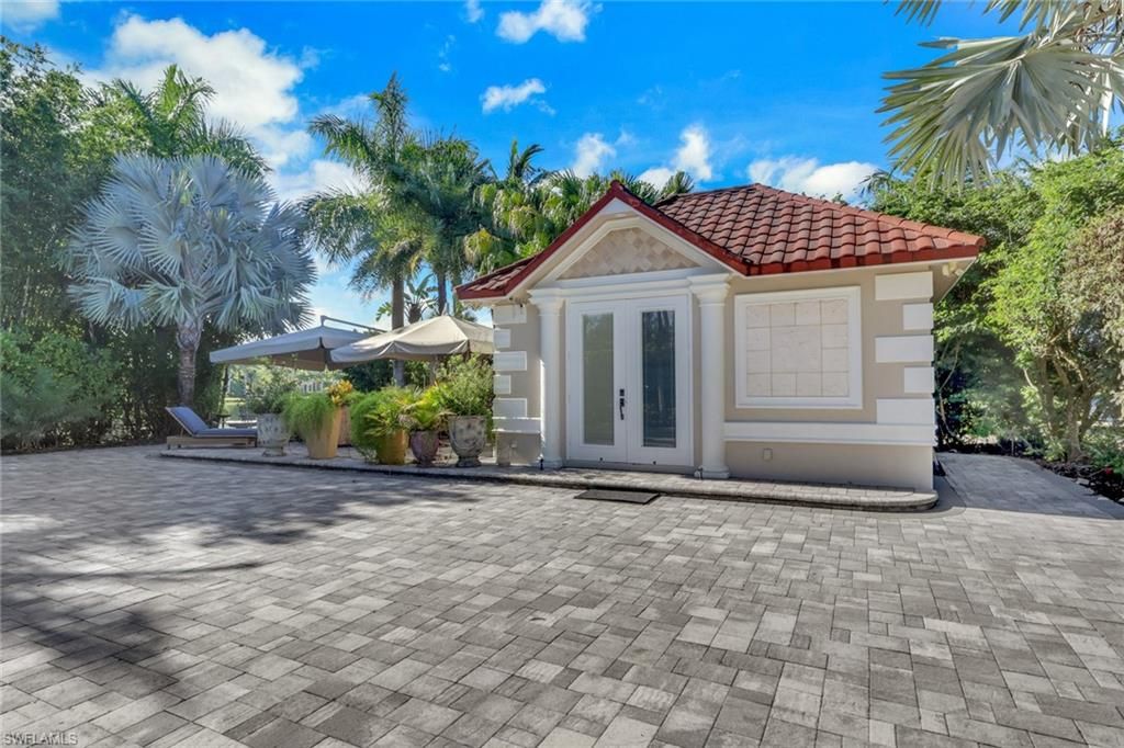4840 CARRIAGE CT, NAPLES, FL 34114 — photo 4