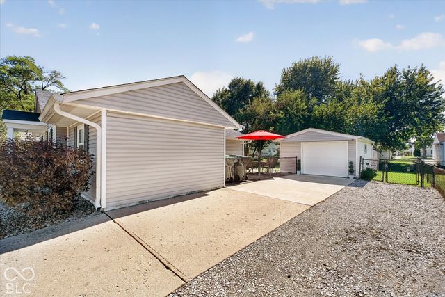 283 Bittersweet Drive, Whiteland, IN 46184