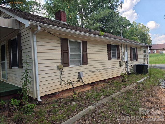 1304 Old Plank Road, Salisbury, NC 28144