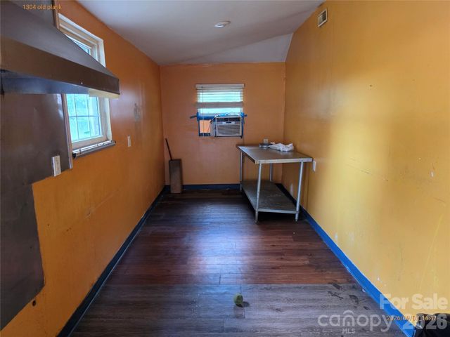1304 Old Plank Road, Salisbury, NC 28144